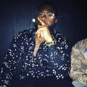 Meet your Posher, Tavaris